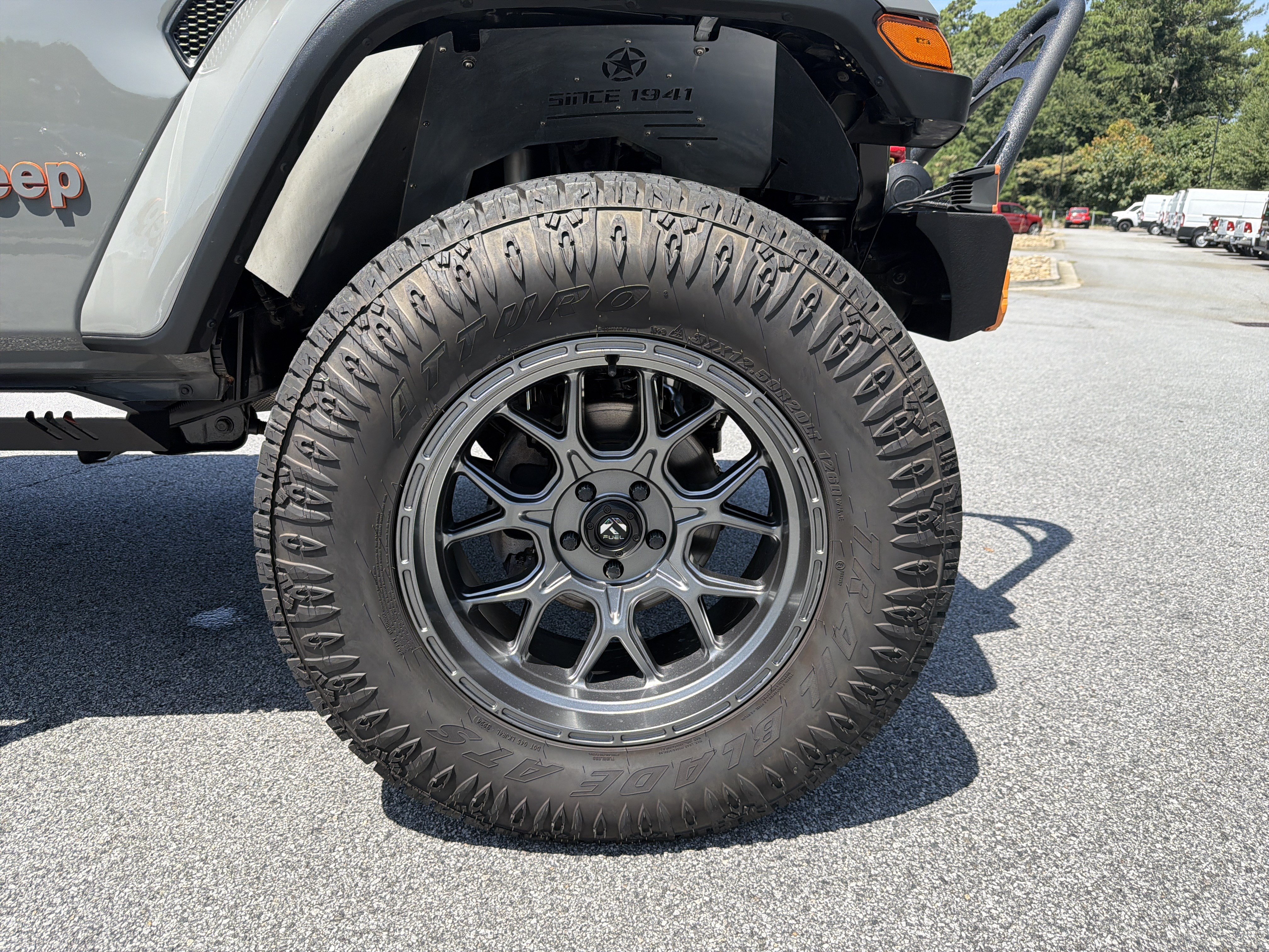 Used 2021 Jeep Gladiator Sport AWD/4WD image 14