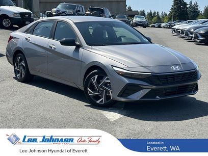 Used 2025 Hyundai Elantra Sport w/ Cargo Package