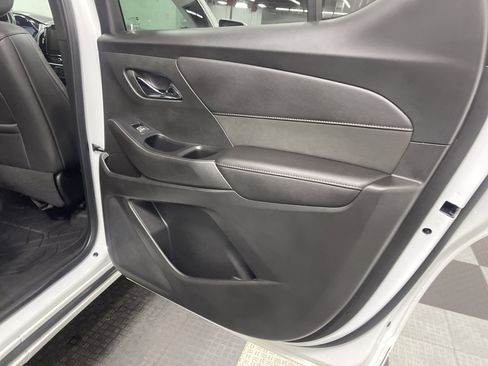Used 2022 Chevrolet Traverse High Country image 19