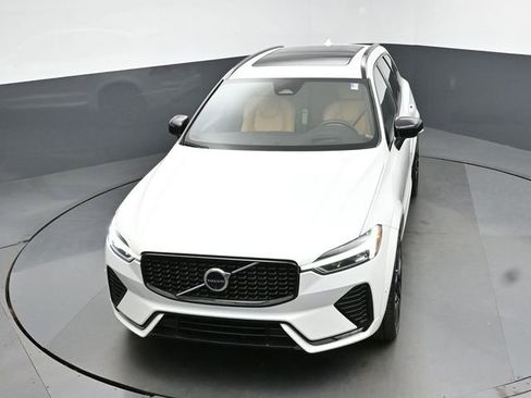 Used 2024 Volvo XC60 B5 Ultimate AWD/4WD image 47