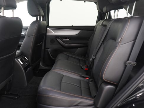 Certified 2024 MAZDA CX-90 Plug-In Hybrid w/ Preferred image 17