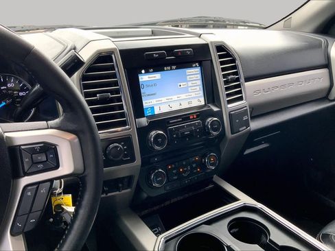 Used 2017 Ford F250 Lariat w/ Chrome Package AWD/4WD image 6