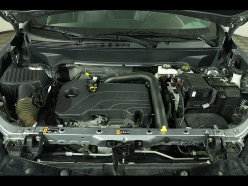 Used 2023 Chevrolet Equinox RS AWD/4WD image 19