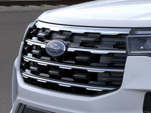 New 2026 Ford Explorer Active w/ Active Comfort Package AWD/4WD image 17