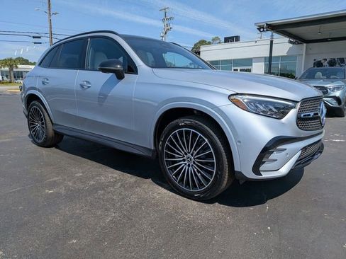 New 2026 Mercedes-Benz GLC 300 4MATIC image 2