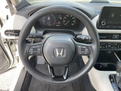 Used 2025 Honda HR-V LX image 27