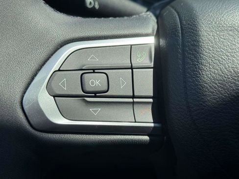 Used 2025 Jeep Compass Limited w/ Sun & Sound Group AWD/4WD image 20