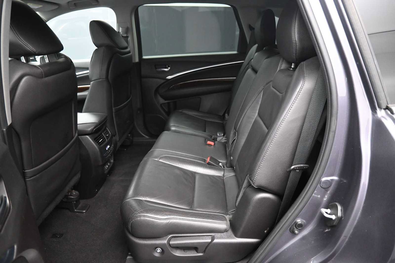 Used 2020 Acura MDX SH-AWD image 24