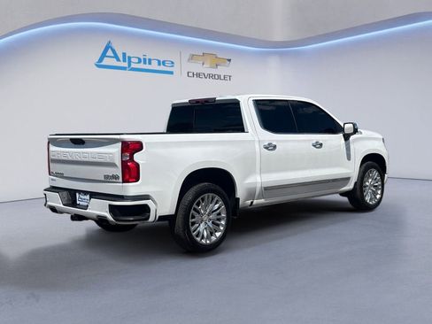 Used 2024 Chevrolet Silverado 1500 High Country w/ High Country Premium Package AWD/4WD image 5