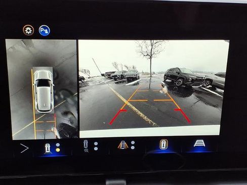 New 2026 Chevrolet Equinox LT w/ Convenience Package II image 26