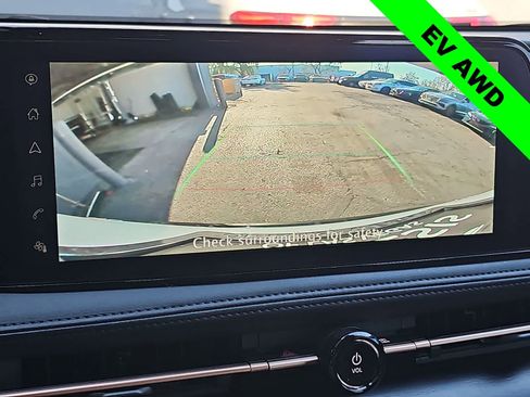 Used 2023 Nissan Ariya AWD image 26
