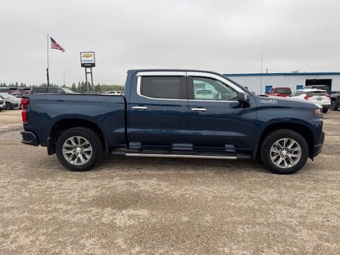 Used 2019 Chevrolet Silverado 1500 High Country w/ Safety Package II image 8