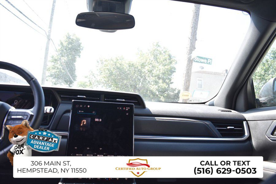 Used 2025 GMC Terrain Elevation AWD/4WD image 25