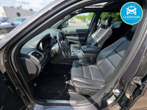 Used 2020 Jeep Grand Cherokee Limited AWD/4WD image 5