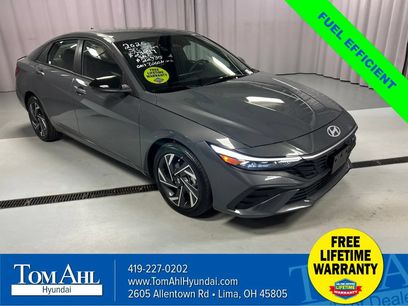 Used 2025 Hyundai Elantra Sport w/ Cargo Package