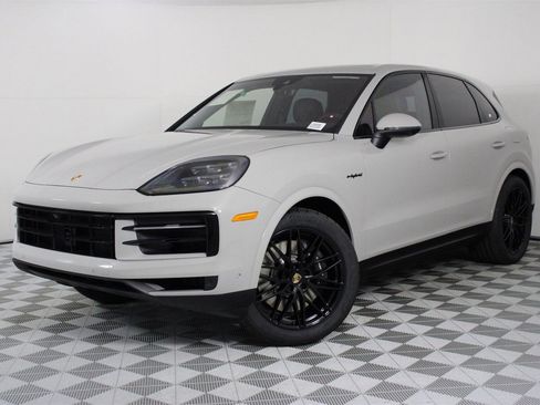 New 2026 Porsche Cayenne E-Hybrid image 1