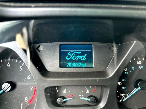 Used 2019 Ford Transit 250 148 Medium Roof image 18