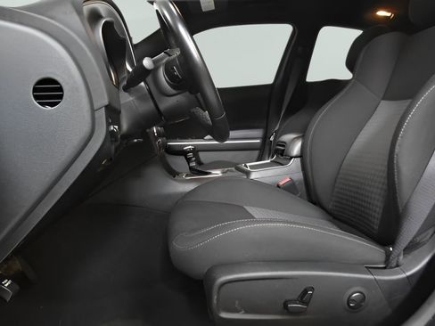 Used 2023 Dodge Charger GT image 11
