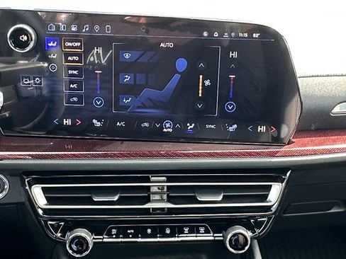 New 2026 Chevrolet Traverse Z71 image 16