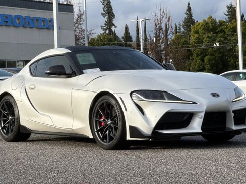Used 2023 Toyota Supra Premium image 6