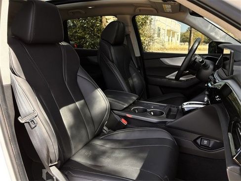 Used 2025 Acura MDX w/ Technology Package image 28