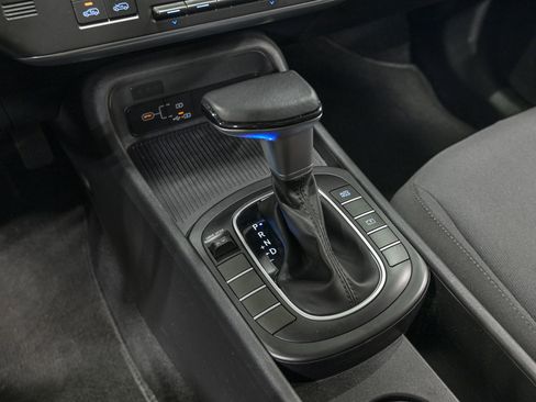 Used 2024 Hyundai Kona SEL FWD image 23