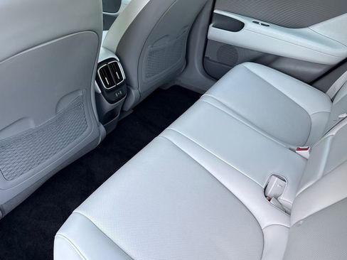 Used 2023 Hyundai Ioniq 6 SEL image 9