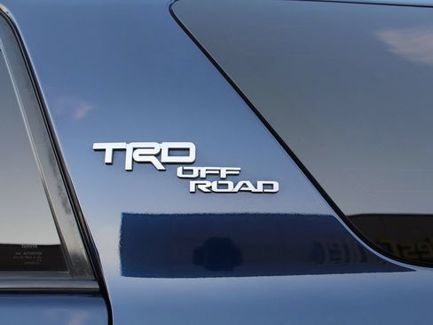 Used 2020 Toyota 4Runner TRD Off-Road w/ Wilderness Package AWD/4WD image 17