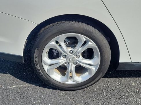 Certified 2024 Honda Accord LX image 36