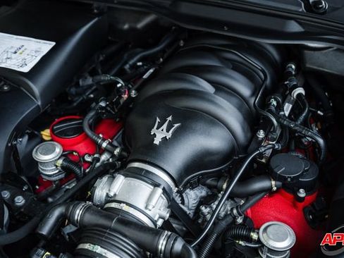 Used 2017 Maserati GranTurismo Sport image 24