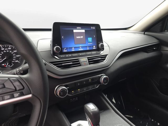 Used 2022 Nissan Altima 2.5 SV FWD image 17