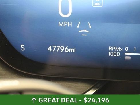 Used 2024 Buick Envision Preferred AWD/4WD image 33