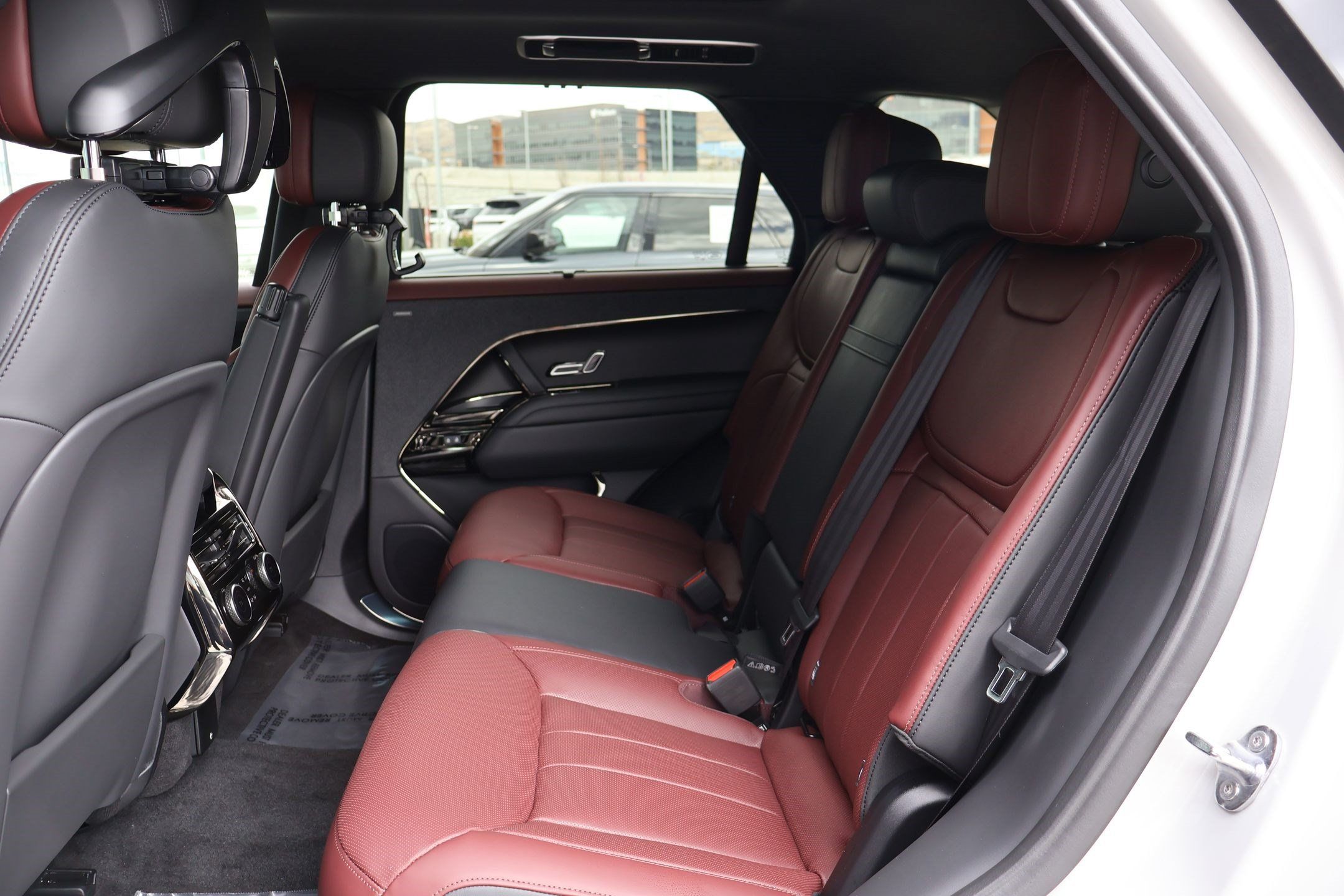 New 2026 Land Rover Range Rover Sport Dynamic SE AWD/4WD image 22