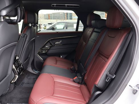New 2026 Land Rover Range Rover Sport Dynamic SE AWD/4WD image 22