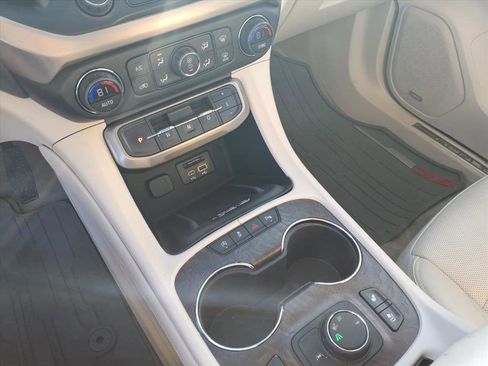 Used 2020 GMC Acadia Denali w/ Trailering Package image 25