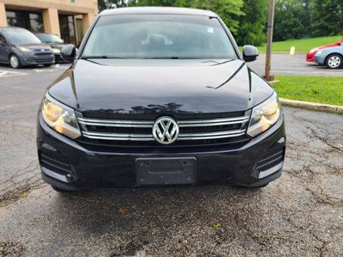 Used 2013 Volkswagen Tiguan S FWD image 9