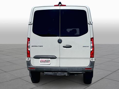 Used 2021 Mercedes-Benz Sprinter 2500 image 5