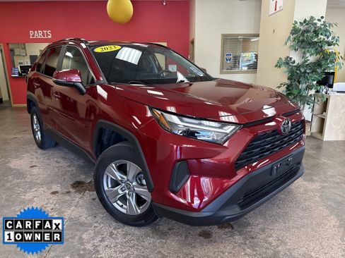 Used 2023 Toyota RAV4 XLE w/ Convenience Package image 1