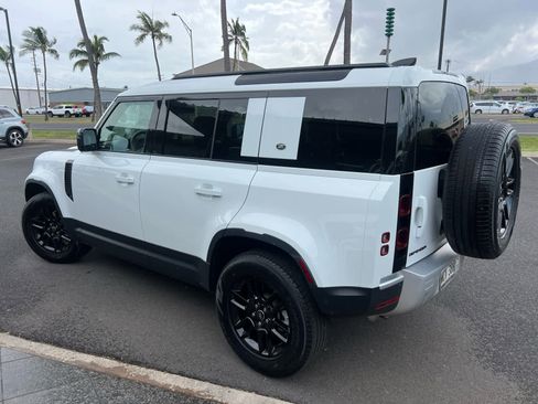 Used 2020 Land Rover Defender 110 SE image 6