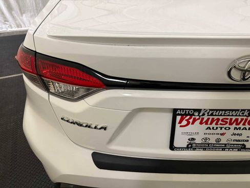 Certified 2023 Toyota Corolla SE image 17