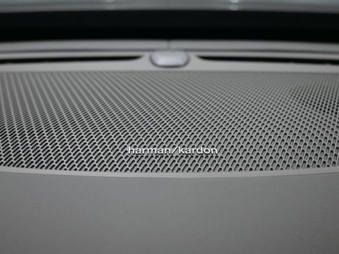 New 2026 Volvo XC90 T8 Plus w/ Protection Package Premier image 31