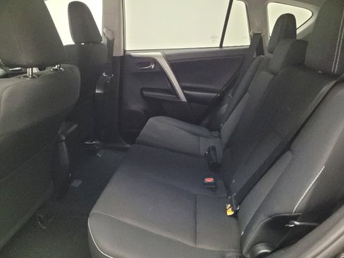 Used 2018 Toyota RAV4 XLE image 18