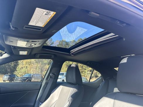 Used 2025 Lexus IS 350 F Sport image 32