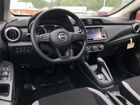 Certified 2025 Nissan Versa S w/ Trunk Package image 17