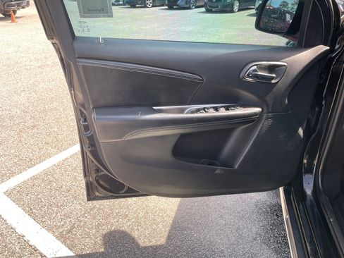 Used 2020 Dodge Journey Crossroad image 11