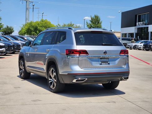 Used 2023 Volkswagen Atlas SEL AWD/4WD image 3