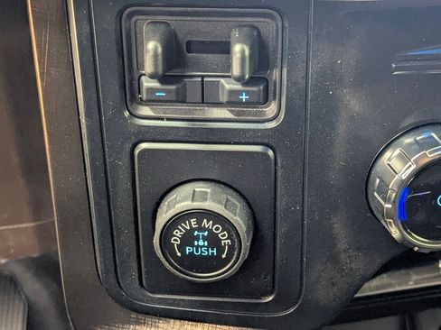 New 2026 Ford F150 King Ranch w/ Equipment Group 601A High image 31