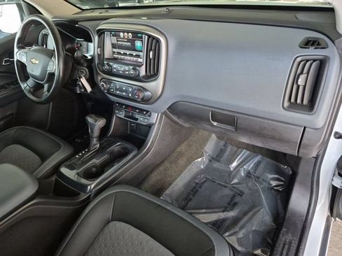 Used 2015 Chevrolet Colorado Z71 AWD/4WD image 18