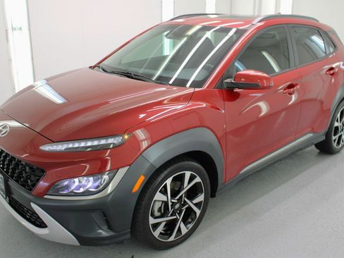 Used 2023 Hyundai Kona Limited AWD/4WD image 5