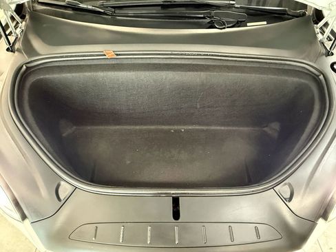 Used 2018 Tesla Model X 100D image 39